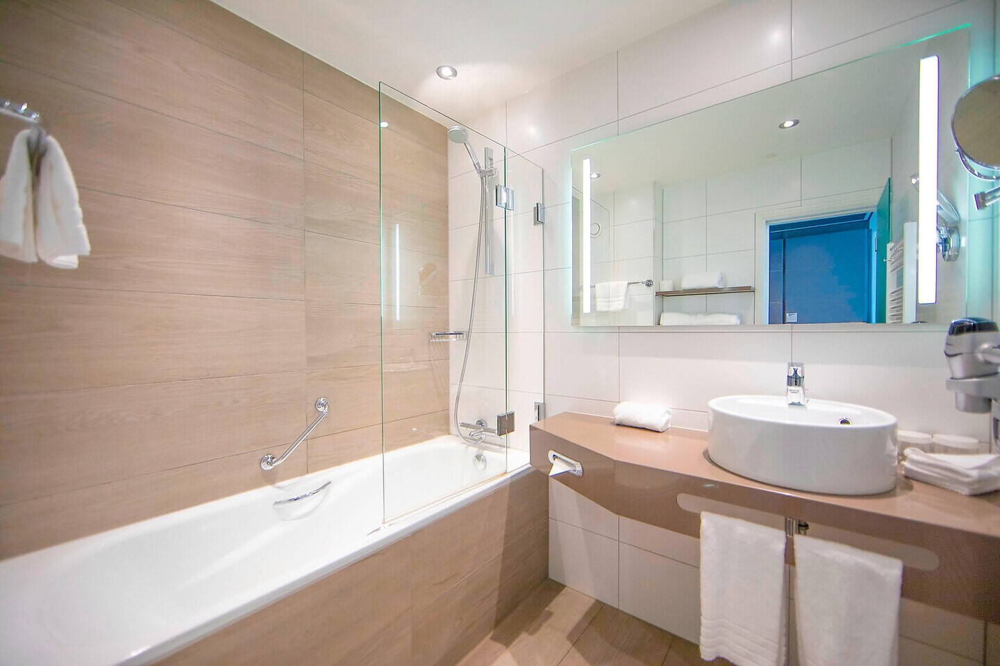 apollo bath