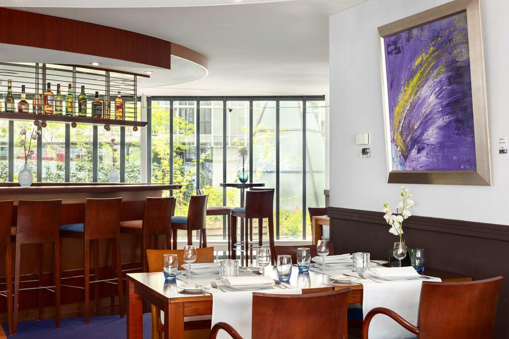 nh museum restbar2